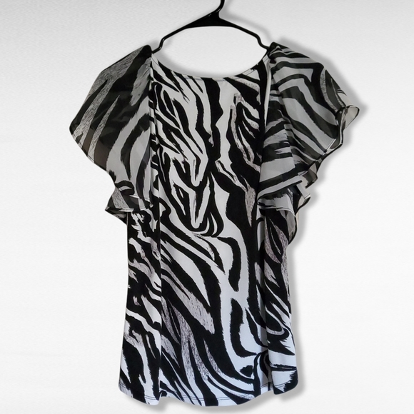 7th Avenue New York & Company Flutter Sleeve Top - Picture 2 of 9